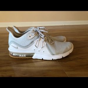 Women’s Nike Air Max size 10
